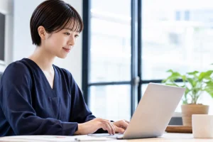 Webメディアの記事自動化AIツール導入手順と選定基準